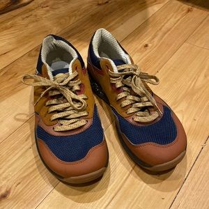 Lems hiking sneakers size 11